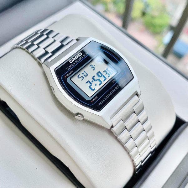 Casio Classic Digital Chain Watch B640WD-1AVDF