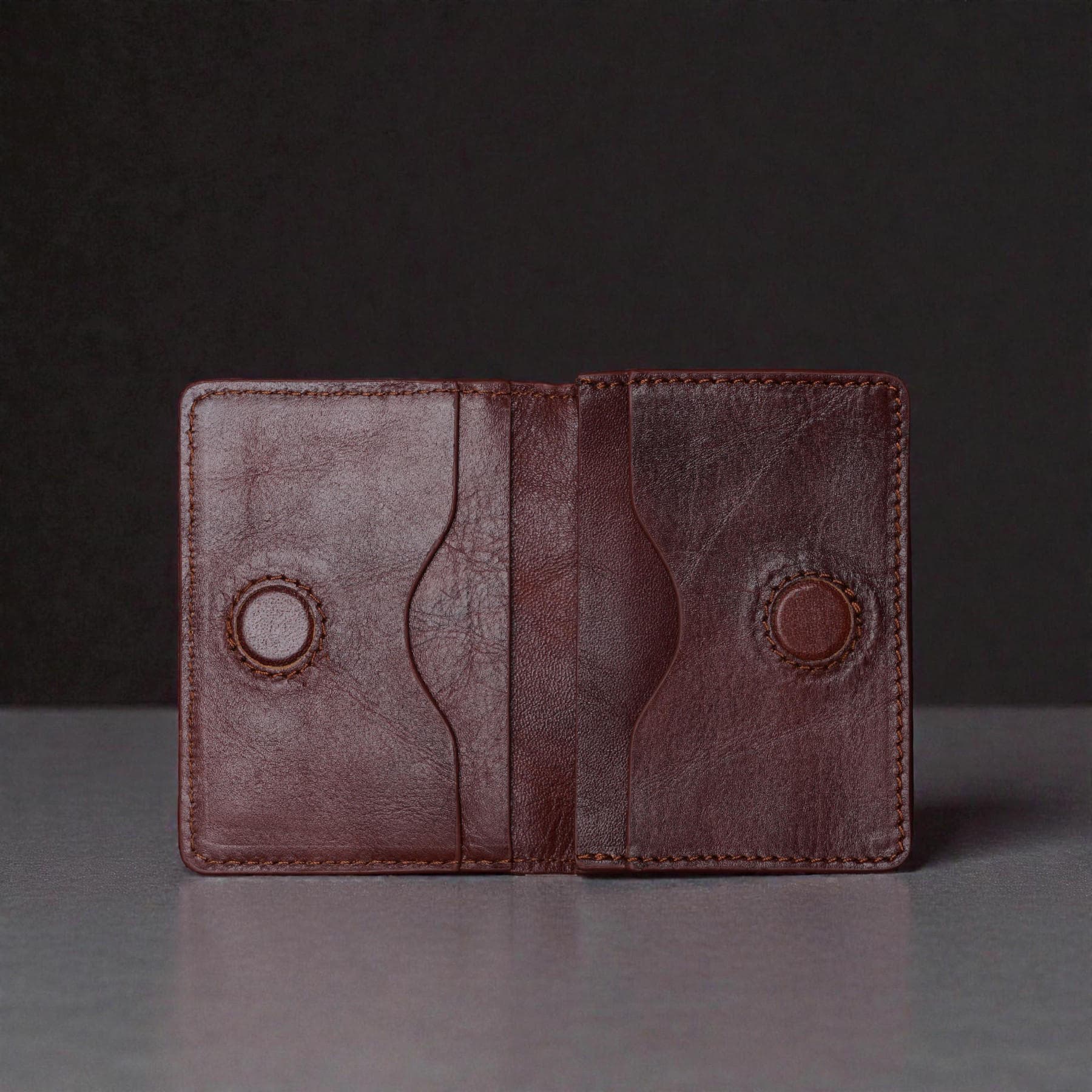 Zays Premium Leather Magnetic Card Holder - Slim and Eco-Friendly Mini Wallet for Unisex - Handmade Secure Compact and Stylish Design (ZCW112 - Antique Brown)