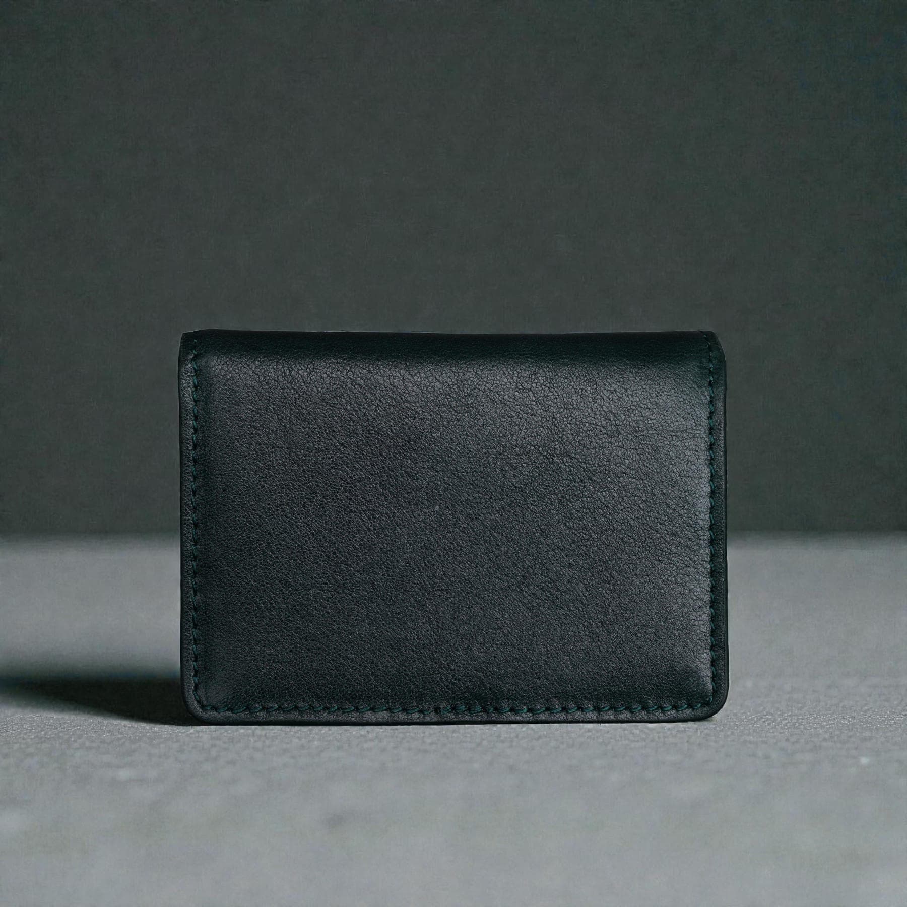 Zays Premium Leather Magnetic Card Holder - Slim and Eco-Friendly Mini Wallet for Unisex - Handmade Secure Compact and Stylish Design (ZCW113 - Bottle Green)