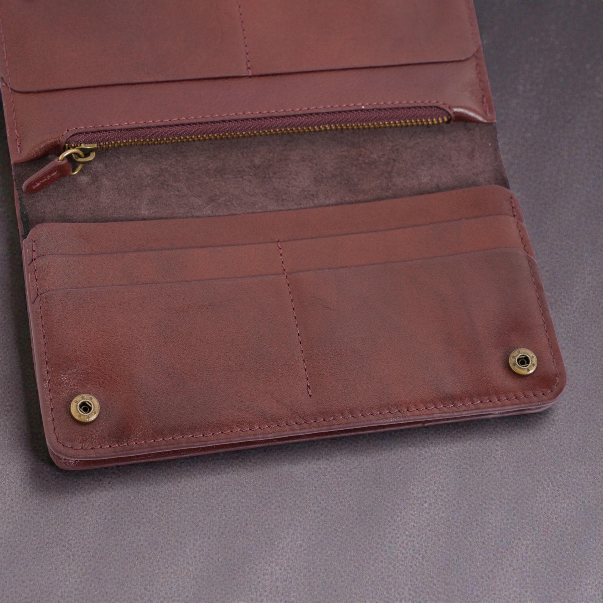 Zays Premium Genuine Leather Long Wallet for Unisex - Elegant Design Spacious Card and Mobile Slots - Durable Full Grain Leather (ZLW104-Chocolate)