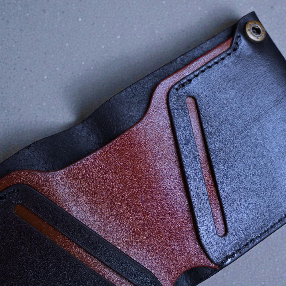 Zays Handcrafted Premium Eco-Friendly Leather Bifold Wallet - Slim Durable and Stylish Short Wallet for Unisex ZSW109-Black Suta